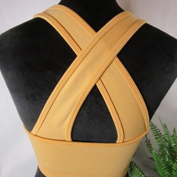 Alphaleta Cross-Back Sports Bra EUC Medium - Picture 10 of 14